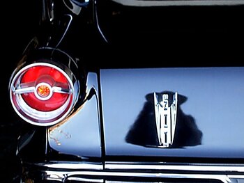 1960 Polara D 500 emblem.JPG