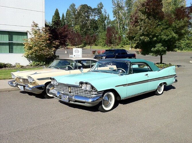Clifs 1958 Fury Toms1959 Sport Fury 10162010 1-1.jpg