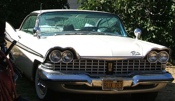 2009-09-20 Plymouth Fury 001.jpg